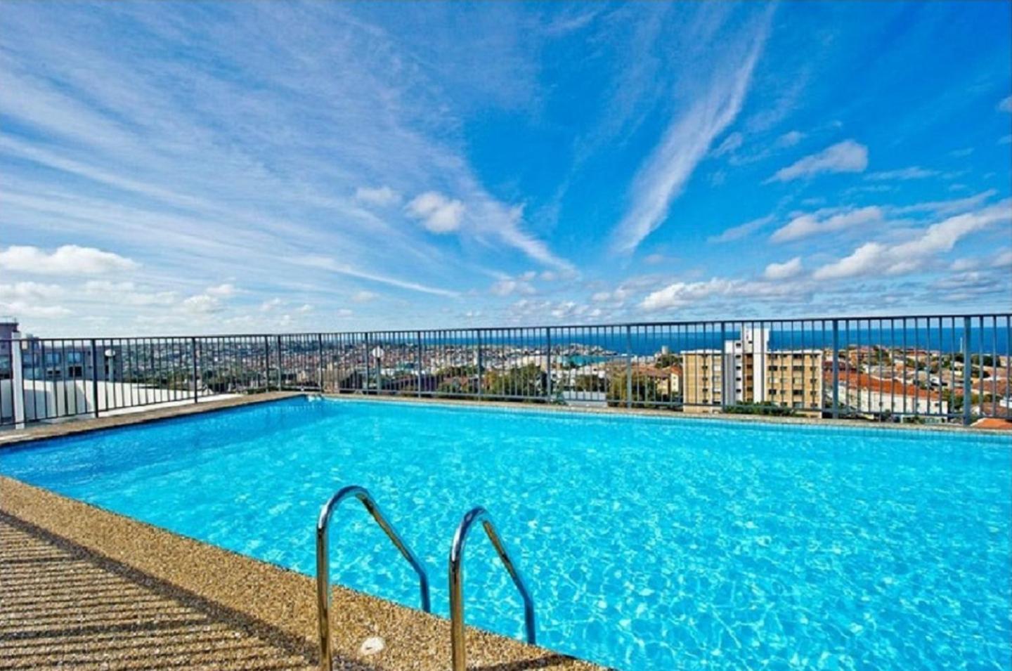 Holidayrento Bondi Beach Ocean View Rooftop Pool Cité de Cité de Sydney Extérieur photo